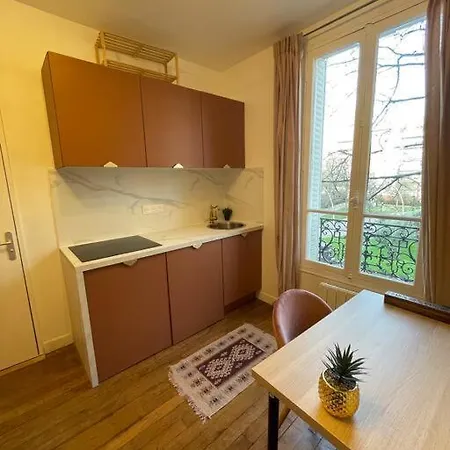 Appartement Art Deco : Proche Paris *