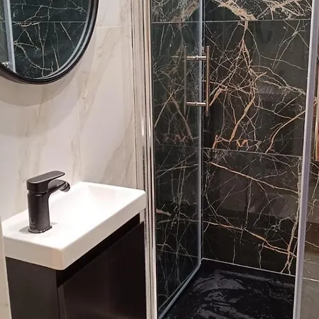 Art Deco : Proche Paris Apartment *